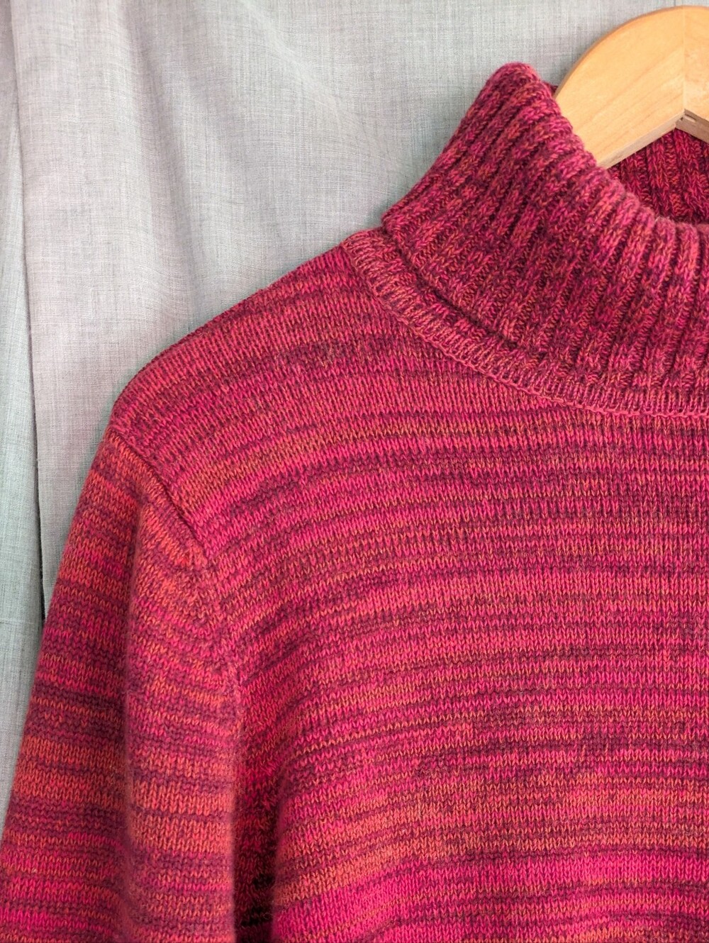 Vintage Multicolored Cotton Turtleneck Sweater In Pink, Orange, And Red - Picture 3 of 5